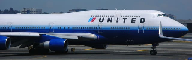 N118UA - Boeing