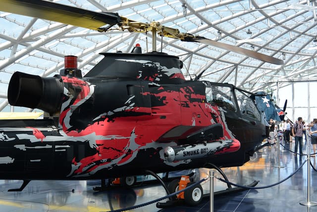 N11FX - Helicopter