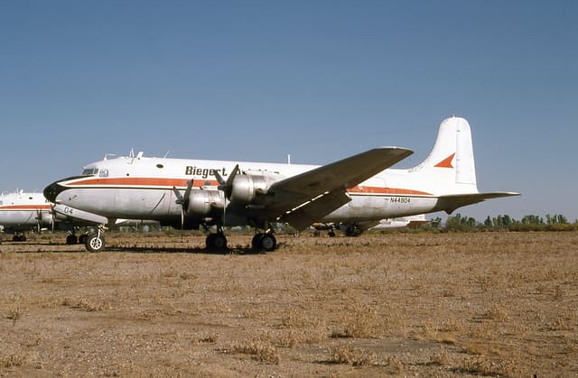 N44904 - Aircraft