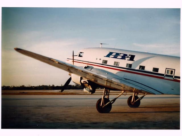 N136PB - Twin-engine aircraft