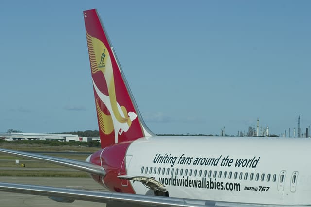VH-OGL - Boeing