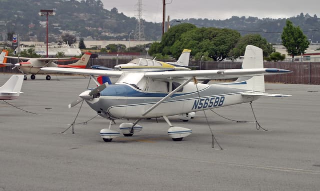 N5658B - Single-engine aircraft