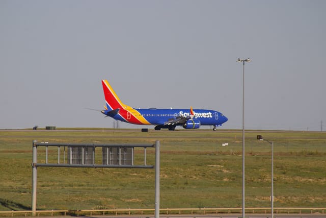 N8645A - Twin-engine aircraft