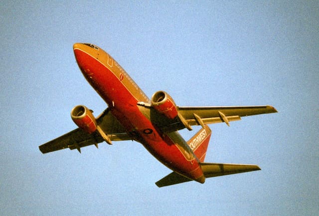 N679AA - Boeing