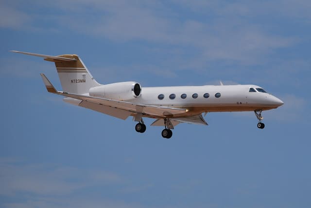 N723MM - Business jet