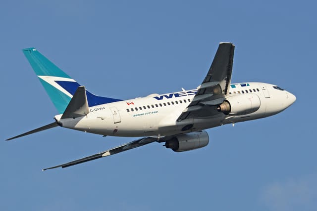 C-GXWJ - Twin-engine aircraft