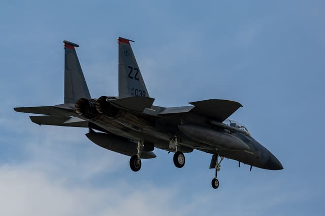  - Twin-engine aircraft