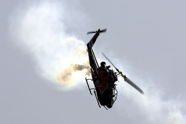 N11FX - Helicopter