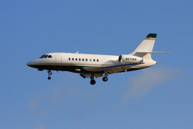 N671WM - Business jet