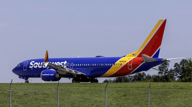 N8883Q - Boeing