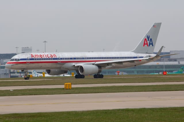 N198AA - Twin-engine aircraft