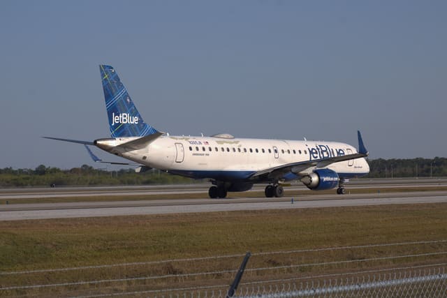 N265JB - Embraer