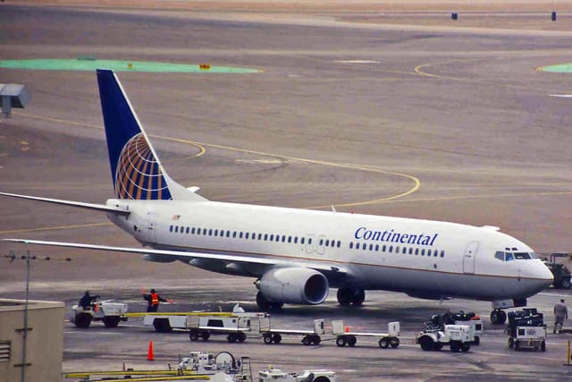 N12218 - Boeing