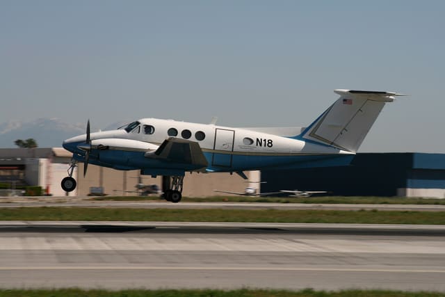 N18 — Beechcraft