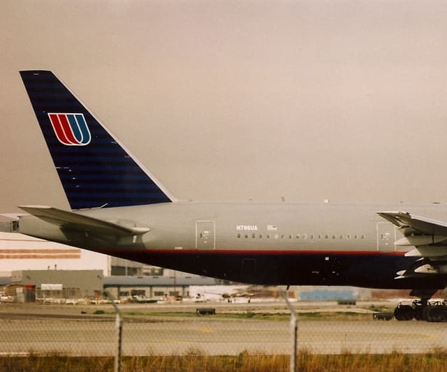 N786UA - Boeing