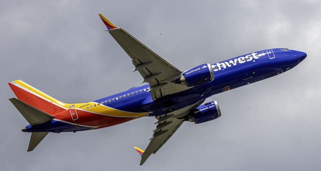 N8805L - Boeing