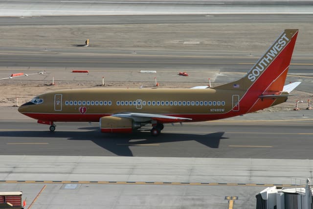 N748SW - Boeing