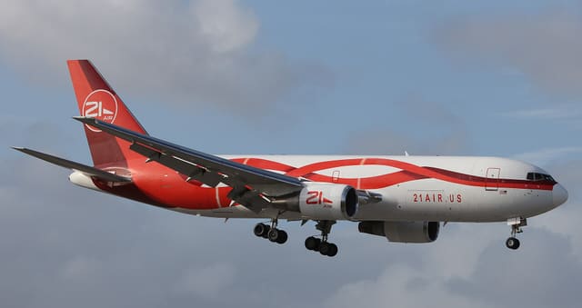 N881YV - Twin-engine aircraft