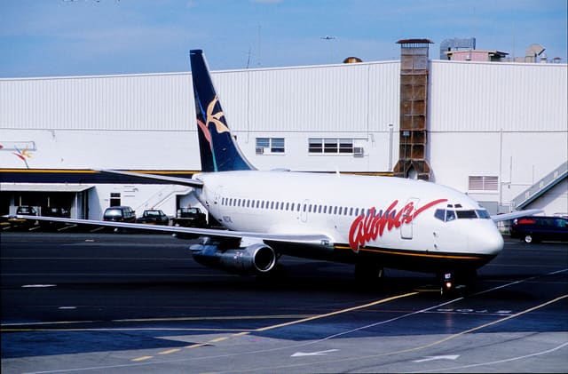 N807AL - Boeing
