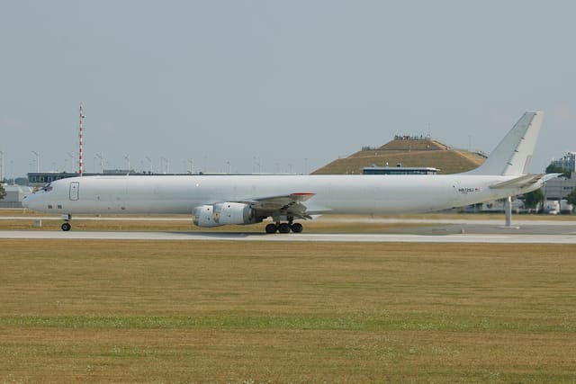 N872SJ - Aircraft