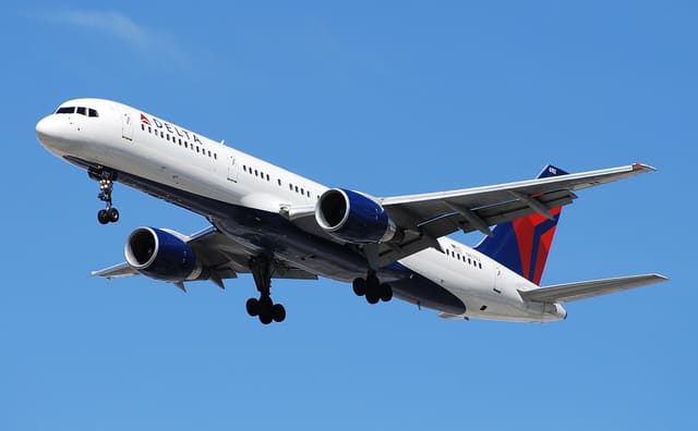 N6702 - Boeing