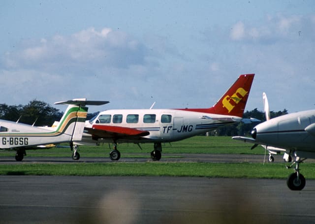 TF-JMG - Piper