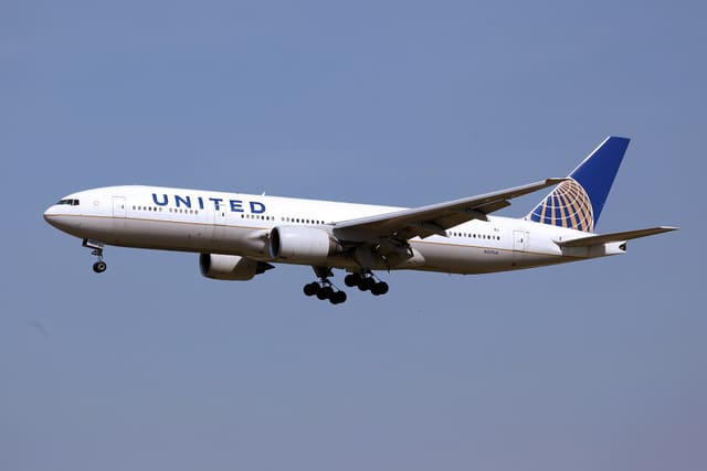 N217UA — Boeing