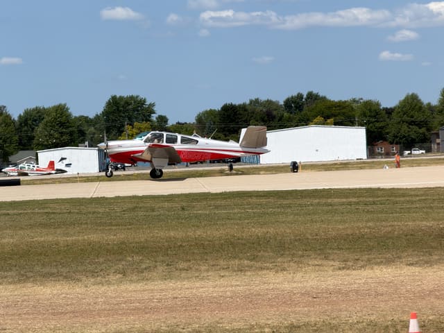 N5637S - 1966 Beechcraft V35