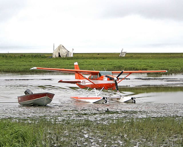 N728 - Cessna
