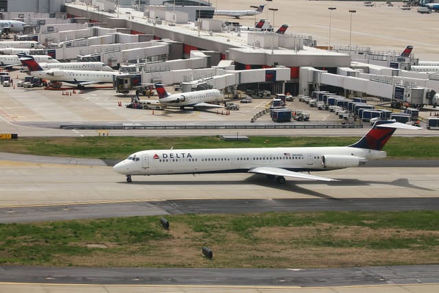 N934DL - Aircraft