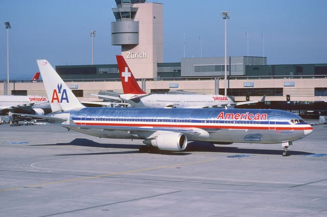 N362AA - Boeing