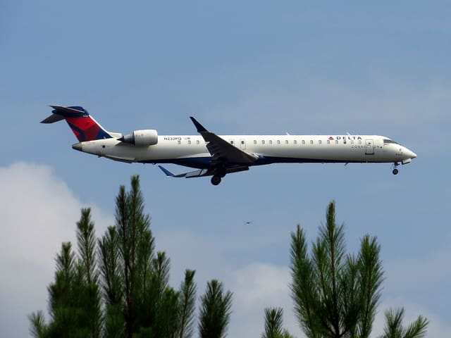 N232PQ - Bombardier
