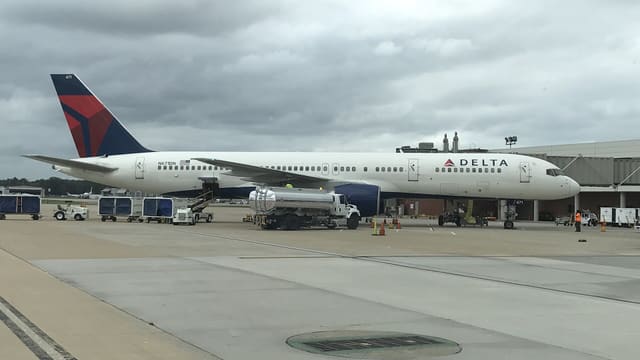 N671DN - Boeing