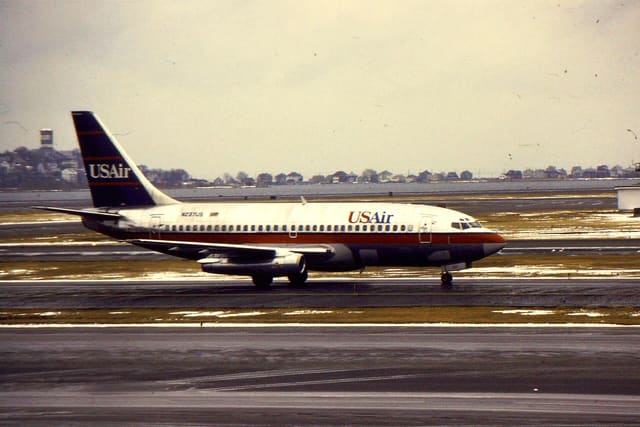 N237US - Twin-engine aircraft