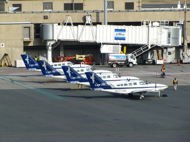 N2714M - Twin-engine aircraft