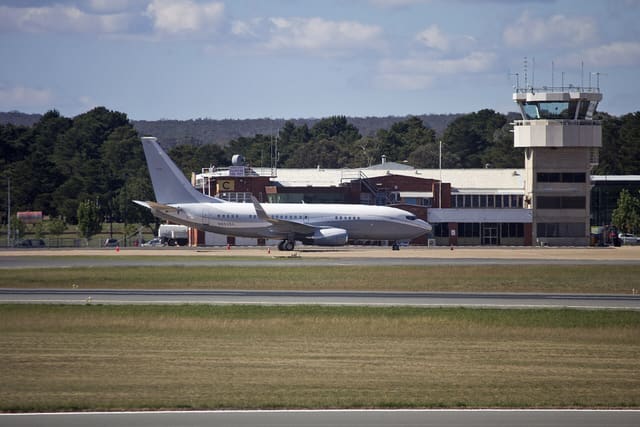 N834BA - Business jet