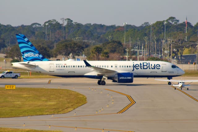 N3077J - Airbus