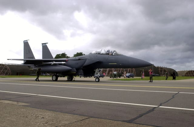  - Twin-engine aircraft
