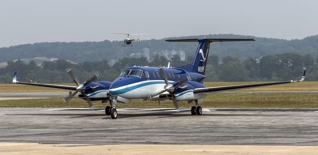 N68RF - Beechcraft