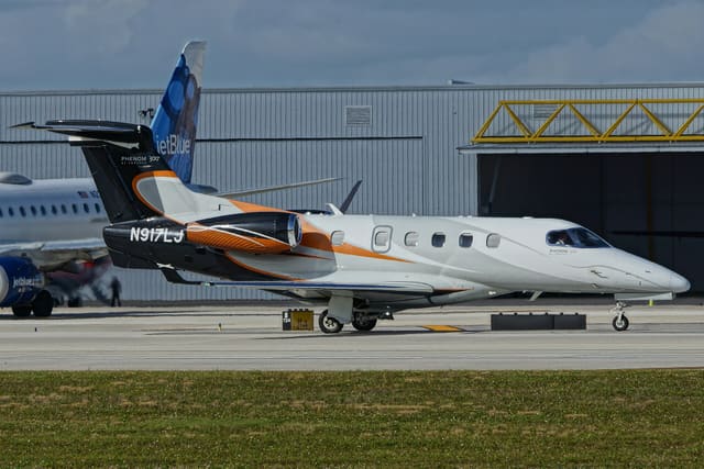 N917LJ - Embraer