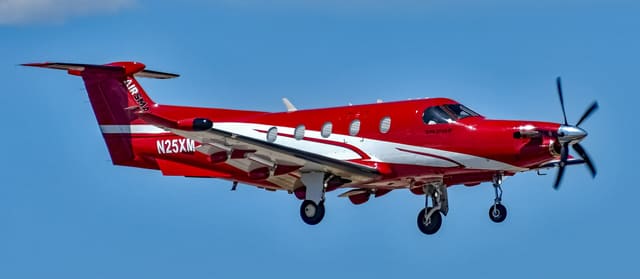 N25XM - Pilatus