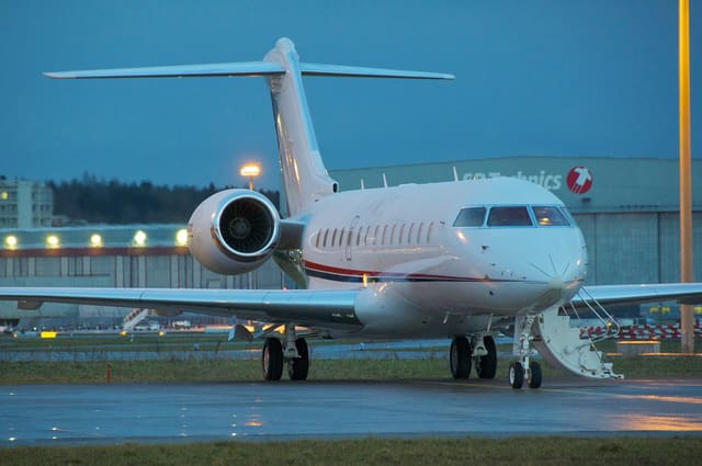 N1812C - Business jet