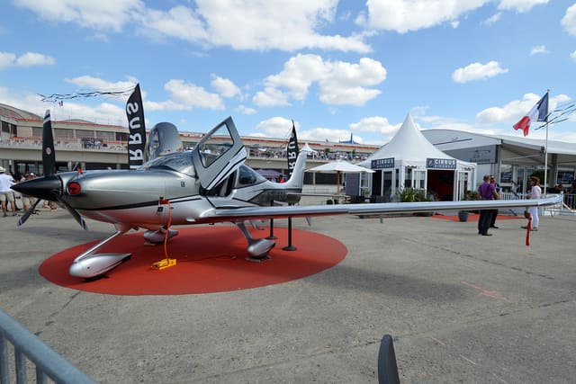 N708SL - Cirrus
