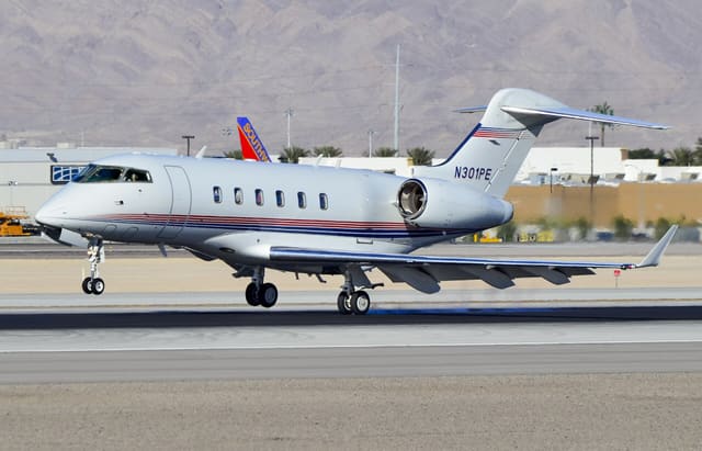 N301PE - Business jet