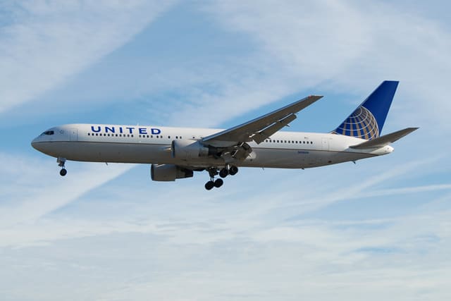 N656UA - Boeing