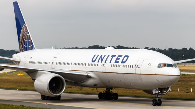 N784UA - Boeing