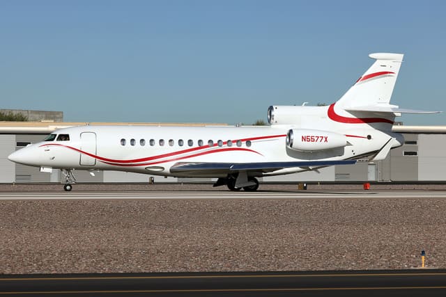 N5577X - Business jet