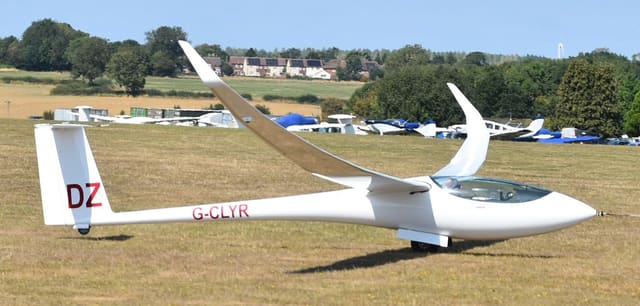 G-CLYR - Glider