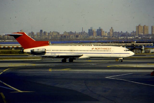 N727RW - Boeing