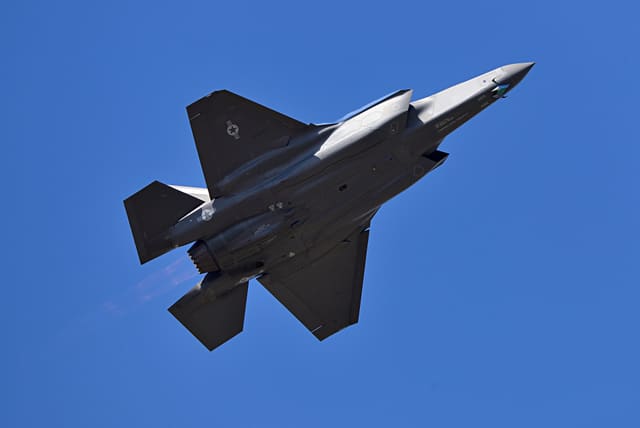  - Aircraft